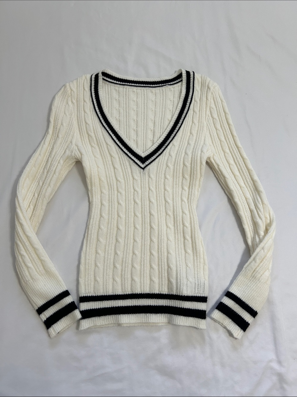 SHEIN Ivory Cable-Knit V-Neck Sweater with Black Stripe Trim